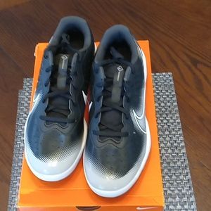 Nike men's cleats-NEW